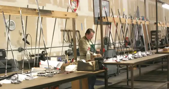 making a custom golf club